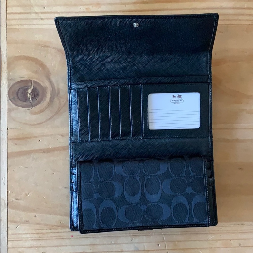 Coach wallet - Picture 2 of 6
